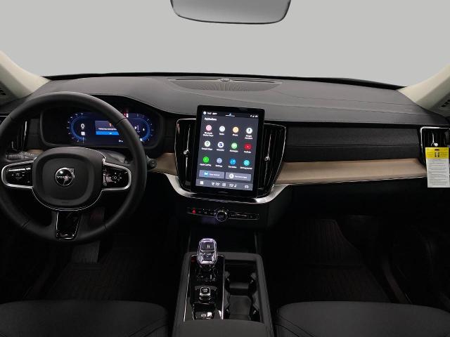2025 Volvo XC90 Vehicle Photo in Appleton, WI 54913