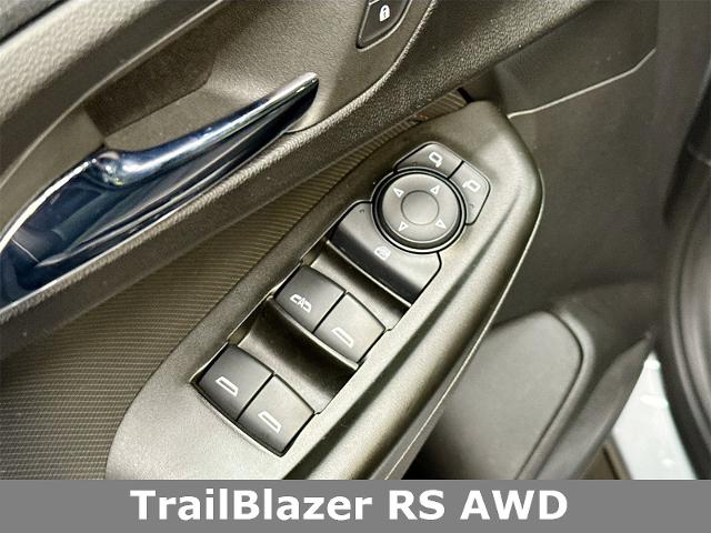2023 Chevrolet Trailblazer Vehicle Photo in EVERETT, WA 98203-5662