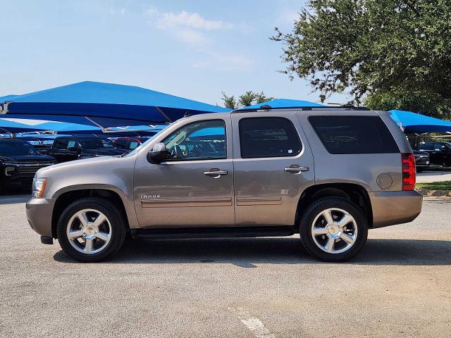 2012 Chevrolet Tahoe Vehicle Photo in DENTON, TX 76210-9321