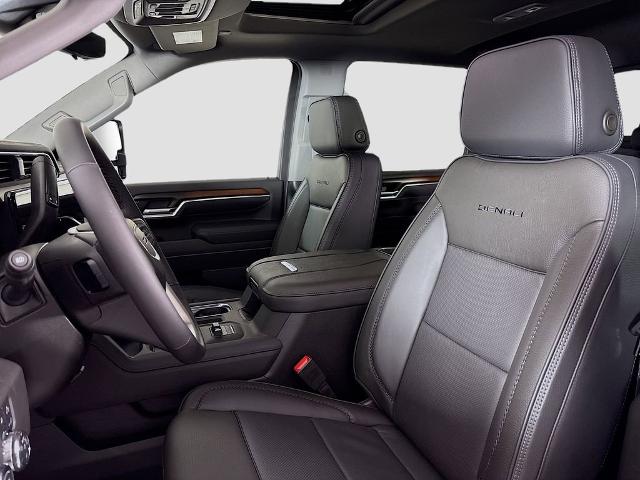 2025 GMC Sierra 3500 HD Vehicle Photo in PUYALLUP, WA 98371-4149