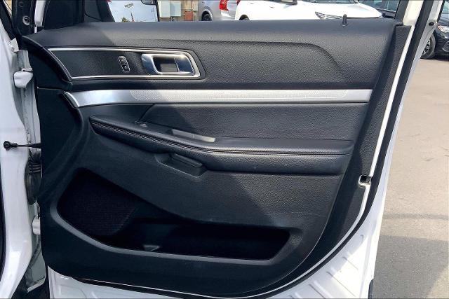 2016 Ford Explorer Vehicle Photo in KANSAS CITY, MO 64114-4502