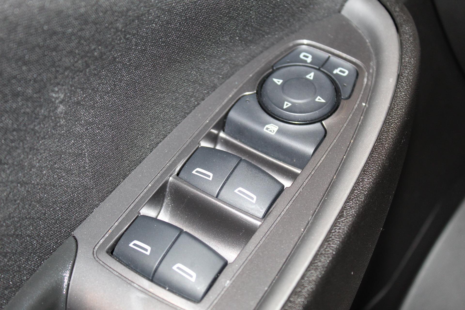 2025 Chevrolet Malibu Vehicle Photo in NORTHAMPTON, MA 01060-1120