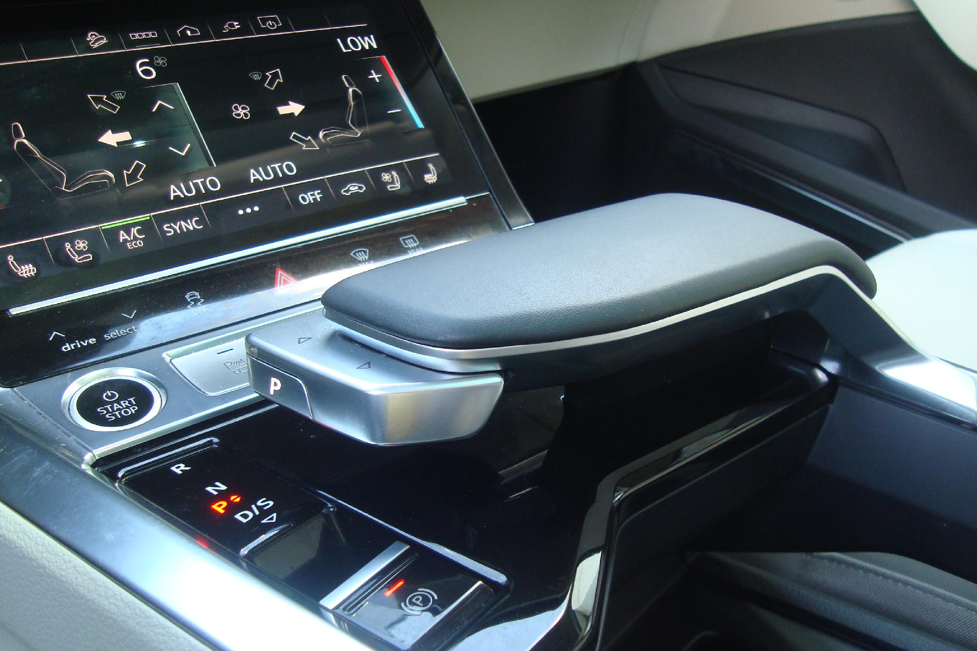 2022 Audi e-tron Vehicle Photo in PORTSMOUTH, NH 03801-4196