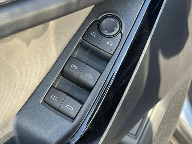 2026 Chevrolet Equinox Vehicle Photo in COLUMBIA, MO 65203-3903