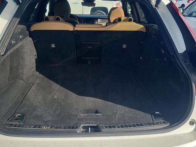 2025 Volvo V90 Cross Country Vehicle Photo in KANSAS CITY, MO 64114-4545