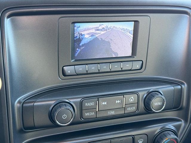 2024 Chevrolet Silverado 5500 HD Vehicle Photo in COLUMBIA, MO 65203-3903