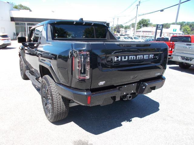 2025 GMC HUMMER EV Pickup Vehicle Photo in LOWELL, MA 01852-4336