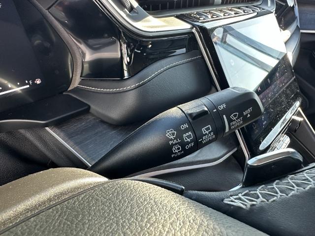 2024 Jeep Grand Cherokee Vehicle Photo in MANITOWOC, WI 54220-5838