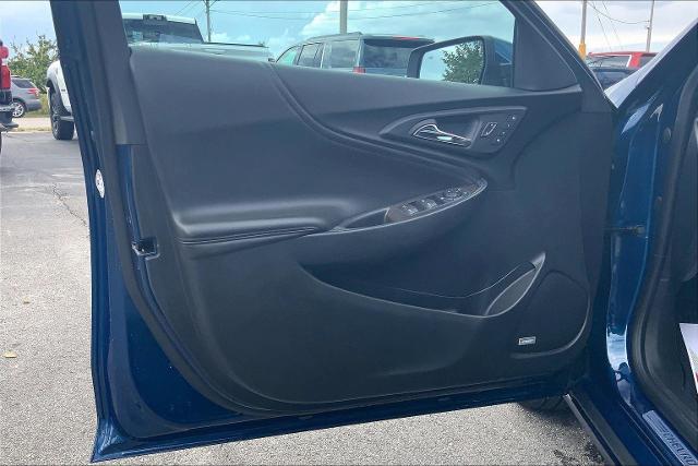 2019 Chevrolet Malibu Vehicle Photo in INDEPENDENCE, MO 64055-1377