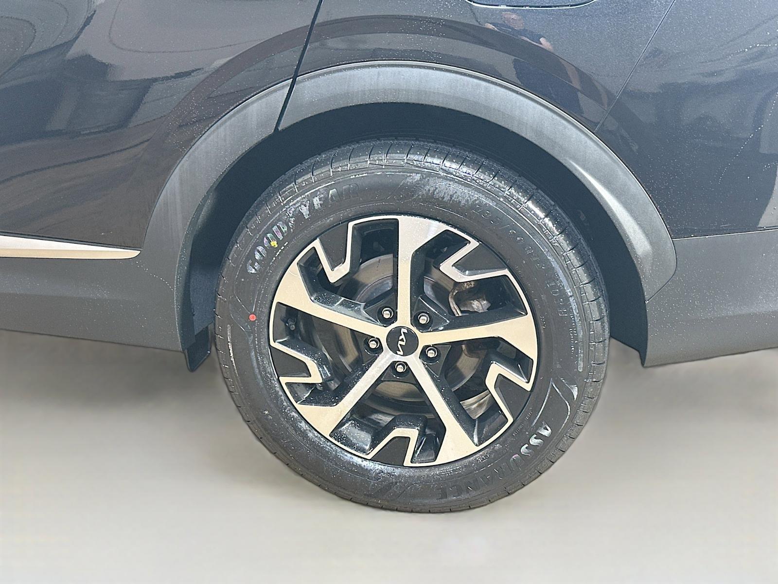 2023 Kia Sportage Hybrid Vehicle Photo in Langhorne, PA 19047