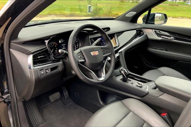 2025 Cadillac XT6 Vehicle Photo in TOPEKA, KS 66609-0000