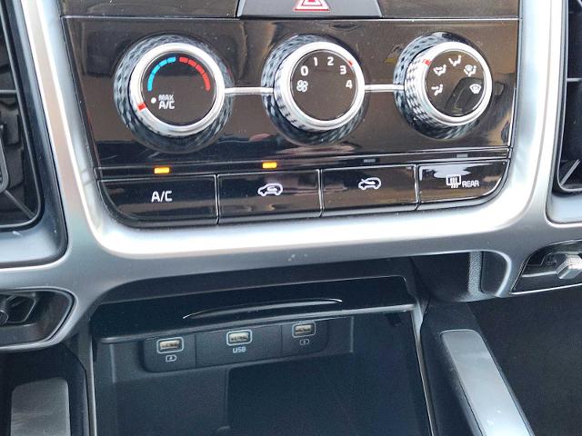 2022 Kia Sorento Vehicle Photo in DENTON, TX 76210-9321