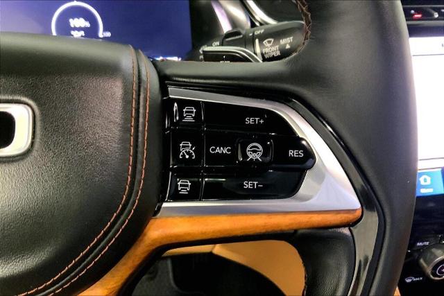 2022 Jeep Grand Cherokee L Vehicle Photo in Kansas City, MO 64114