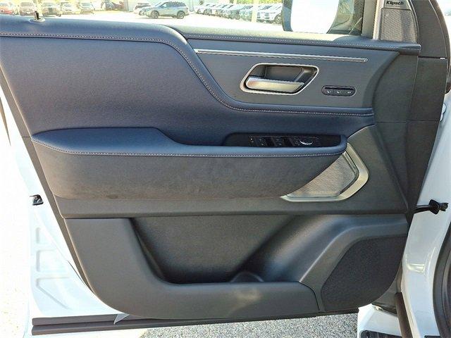 2026 INFINITI QX80 Vehicle Photo in Willow Grove, PA 19090