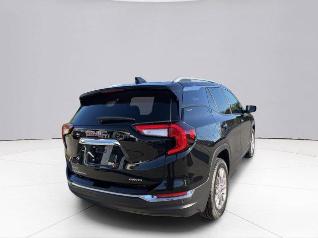 2024 GMC Terrain Vehicle Photo in LEOMINSTER, MA 01453-2952