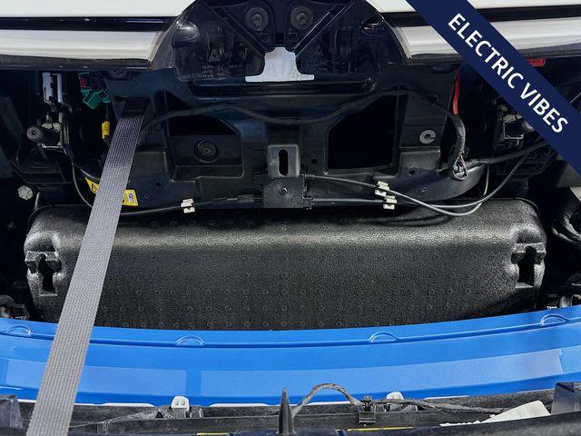 2025 Volkswagen ID. Buzz Vehicle Photo in Puyallup, WA 98371