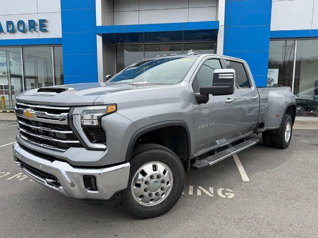 2026 Chevrolet Silverado 3500 HD Vehicle Photo in GARDNER, MA 01440-3110