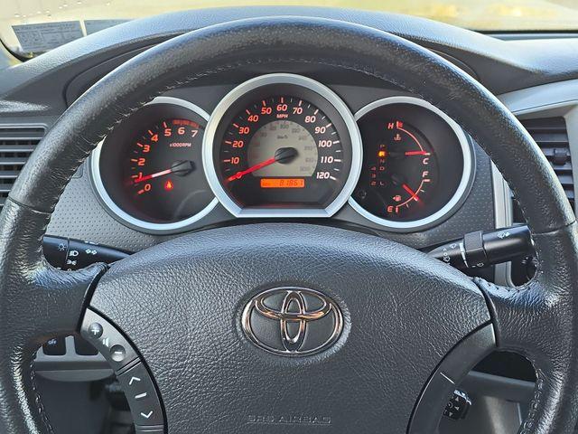 2011 Toyota Tacoma Vehicle Photo in Pleasant Hills, PA 15236
