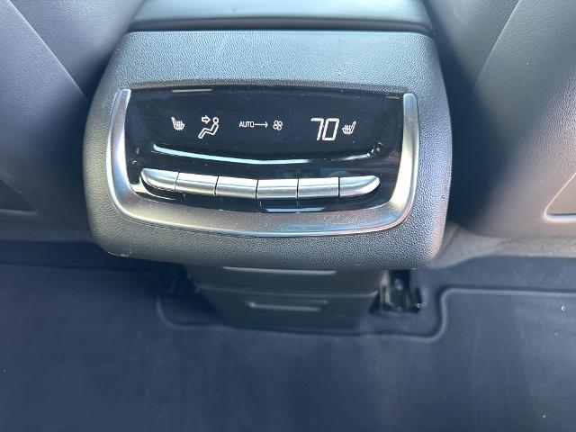 2025 Cadillac XT6 Vehicle Photo in MANITOWOC, WI 54220-5838