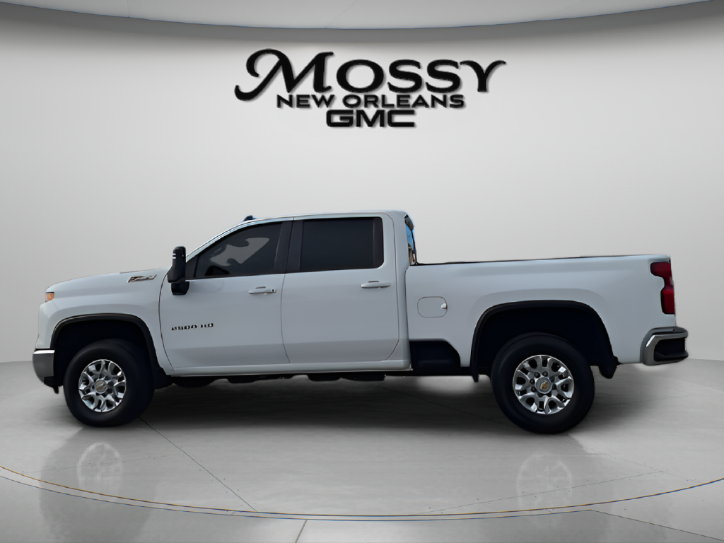 2024 Chevrolet Silverado 2500 HD photo 8 of 31