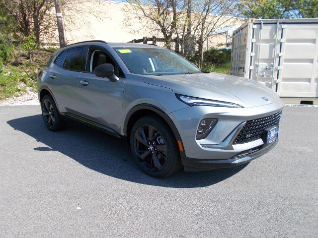 2025 Buick Envision Vehicle Photo in LOWELL, MA 01852-4336