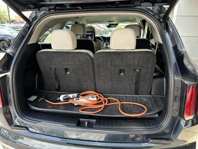 2022 Kia Sorento Plug-In Hybrid Vehicle Photo in Tucson, AZ 85712