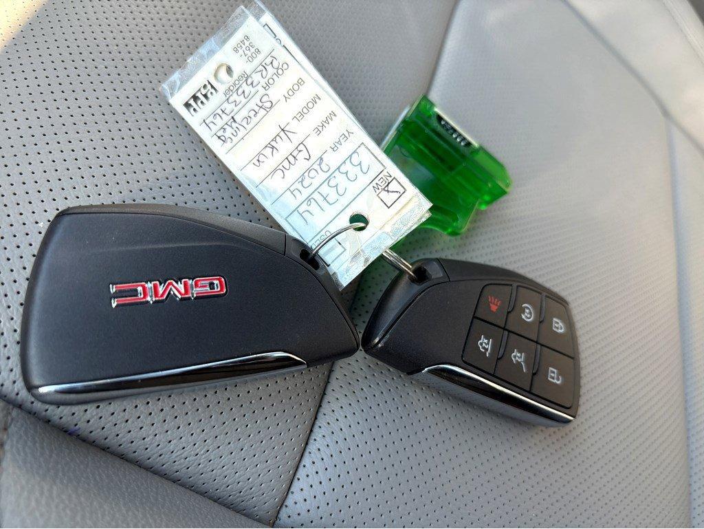 2024 GMC Yukon Vehicle Photo in SAVANNAH, GA 31406-4513