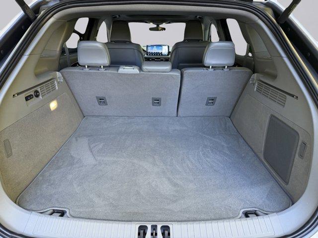 2023 Lincoln Nautilus Vehicle Photo in LEOMINSTER, MA 01453-2952