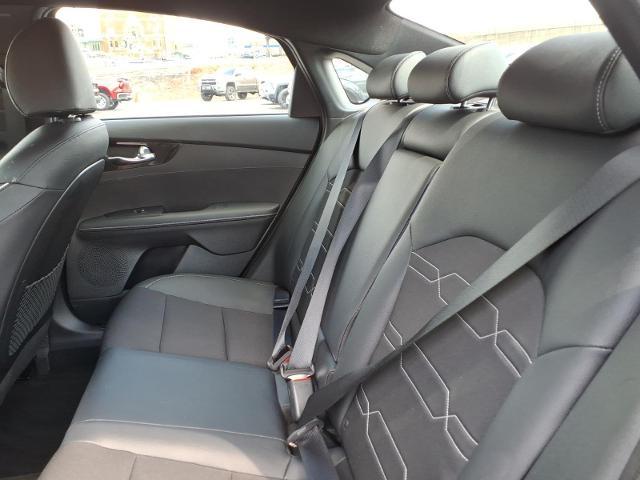 2024 Kia Forte GT-Line - 9