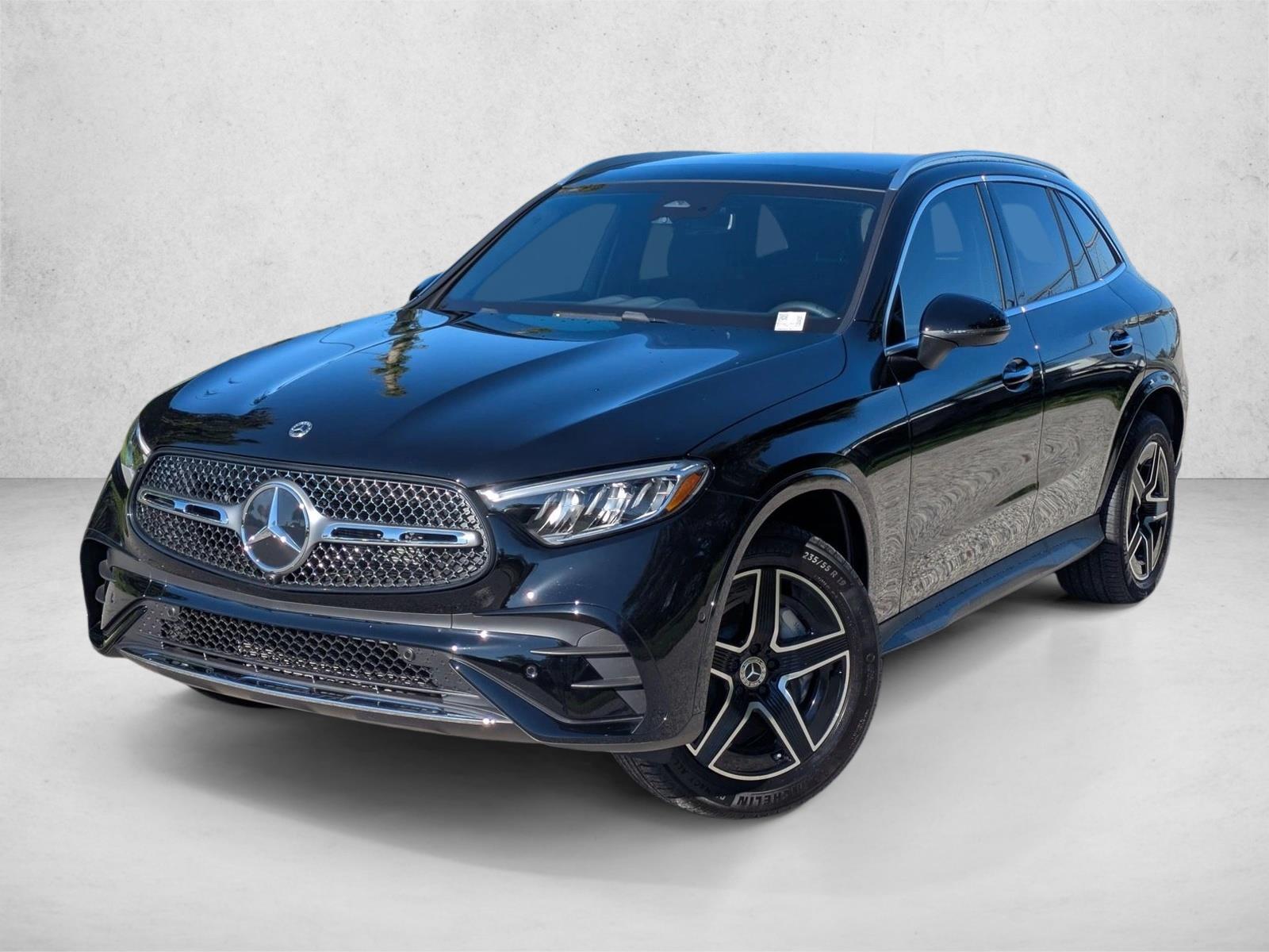 2026 Mercedes-Benz GLC Vehicle Photo in Sarasota, FL 34231