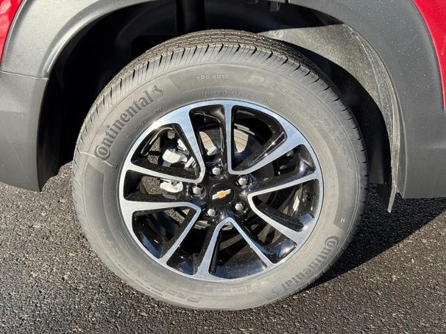 2025 Chevrolet Trailblazer Vehicle Photo in COLUMBIA, MO 65203-3903