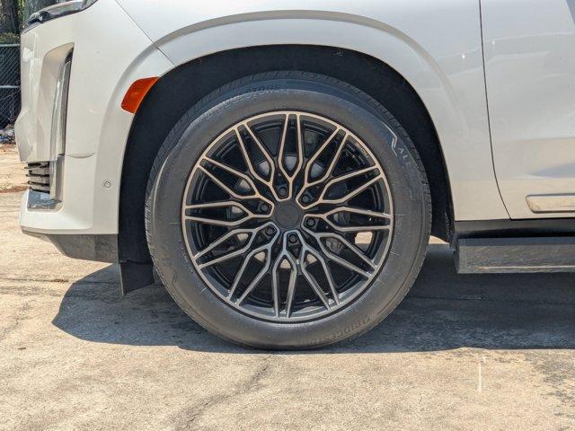 2022 Cadillac Escalade Vehicle Photo in BRUNSWICK, GA 31525-1881