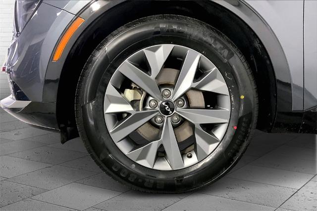 2023 Kia Sportage Vehicle Photo in Lees Summit, MO 64086