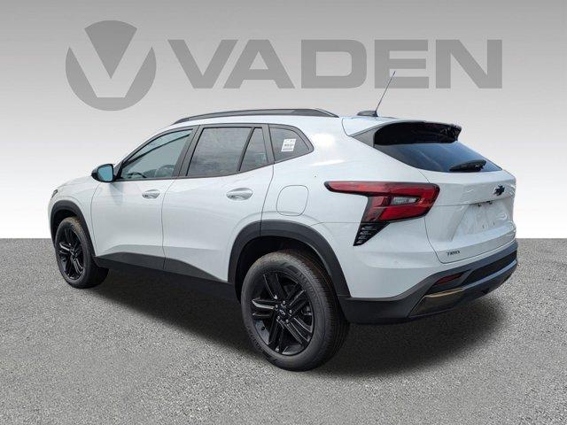 2025 Chevrolet Trax Vehicle Photo in BRUNSWICK, GA 31525-1881