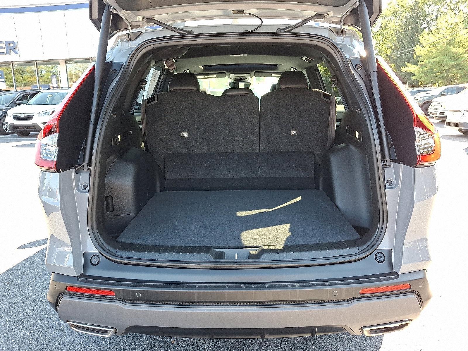 2025 Honda CR-V Hybrid Vehicle Photo in Harrisburg, PA 17111