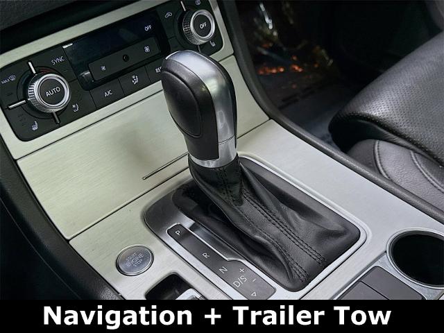 2017 Volkswagen Touareg Vehicle Photo in EVERETT, WA 98203-5662