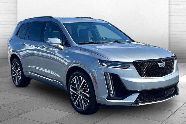 2024 Cadillac XT6 Vehicle Photo in KANSAS CITY, MO 64114-4545