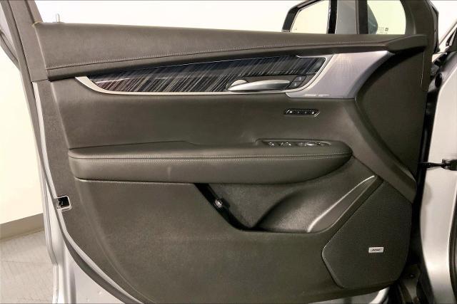 2025 Cadillac XT6 Vehicle Photo in INDEPENDENCE, MO 64055-1314