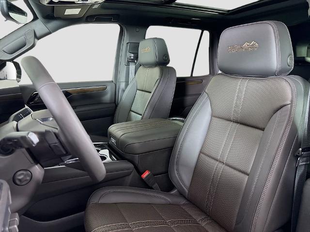 2026 Chevrolet Tahoe Vehicle Photo in PUYALLUP, WA 98371-4149