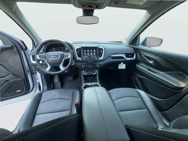 2024 GMC Terrain Vehicle Photo in LEOMINSTER, MA 01453-2952