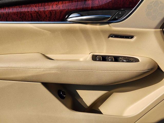 2019 Cadillac XT5 Vehicle Photo in DENTON, TX 76210-9321