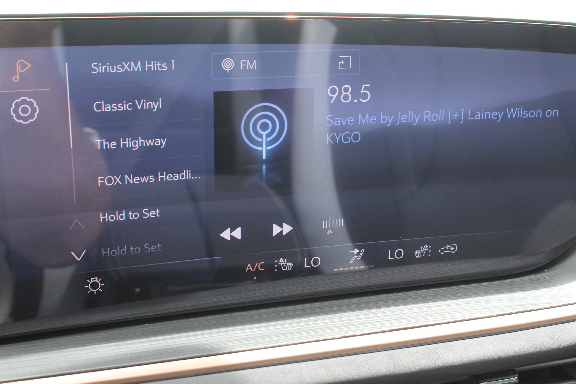 2025 Buick Envision Vehicle Photo in AURORA, CO 80012-4011
