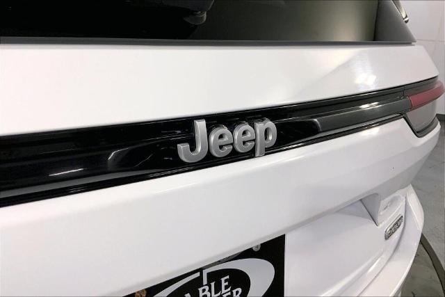 2024 Jeep Grand Cherokee Vehicle Photo in Kansas City, MO 64114