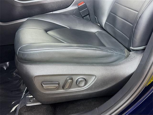 2020 Toyota Highlander Vehicle Photo in Everett, WA 98204