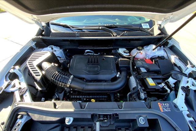 2023 GMC Acadia Vehicle Photo in TOPEKA, KS 66609-0000