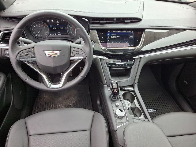 2025 Cadillac XT6 Vehicle Photo in DANBURY, CT 06810-5034