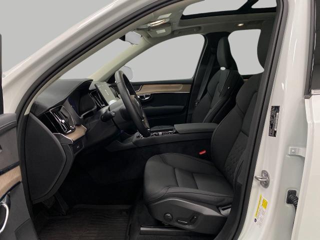 2025 Volvo XC90 Vehicle Photo in Appleton, WI 54913