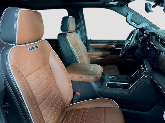 2025 GMC Sierra 2500 HD Vehicle Photo in PUYALLUP, WA 98371-4149