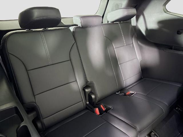 2025 GMC Acadia Vehicle Photo in PUYALLUP, WA 98371-4149