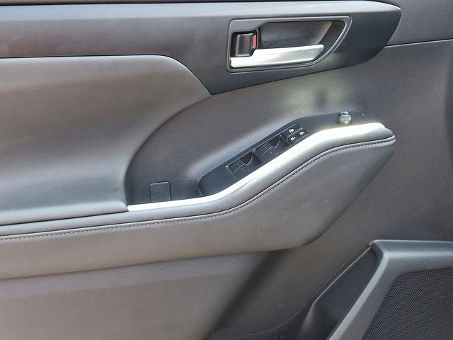 2024 Toyota Highlander Vehicle Photo in DANBURY, CT 06810-5034